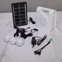 Generador de energía solar portátil para uso doméstico Estación de energía de panel solar PWM con aplicación de almacenamiento de energía