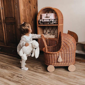 Poussette pour bébé en rotin naturel en osier-Fabriqué à la main avec amour pour un landau sûr et esthétique - Product Image 4