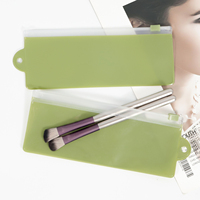 Pochette zippée en EVA 17,8x6,5 cm pour pinceaux de maquillage, vert givré transparent, trou de suspension, sac cosmétique zippé pour le rangement des outils de beauté
