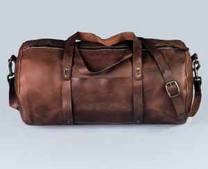 กระเป๋าดัฟเฟิลหนังแท้สีน้ำตาลขนาดใหญ่สำหรับยิมหรือเทนนิสสไตล์สปอร์ตกระเป๋าเดินทางข้ามคืนสุดสัปดาห์ - Product Image 4