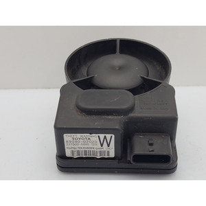 SIRENA ANTIRROBO TOYOTA Auris Series (E180) 8904002020 2ZRFXE híbrido 1798 (12>18) - Product Image 1