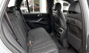 Voiture d'occasion entièrement équipée, BMW X5 xDrive30d M Sport G05 LCI Auto <span class=keywords><strong>4x4</strong></span> SUV 2024, prête à être expédiée - Product Image 4