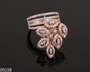 แหวนหมั้นเพชรแล็บโกรว์ทองคำแท้ 14k คุณภาพพรีเมียมสำหรับผู้หญิง ทรงบริลเลียนท์คัททันสมัย เหมาะสำหรับโอกาสโรแมนติก - Product Image 3