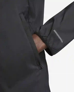 Veste de survêtement coupe-vent de pluie personnalisée de haute qualité pour hommes nouveau design avec col à capuche imperméable et tissu en toile à fermeture éclair complète - Product Image 5