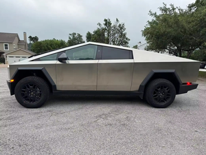 รถดอดจ์เทสลา ปี 2024 สภาพดีเยี่ยม ราคาสุดคุ้ม พร้อมรีโมทสตาร์ท เบาะนั่งอัตโนมัติ พวงมาลัยซ้าย 5 ที่นั่ง - Product Image 5