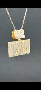 Pendentif à breloque personnalisé en or 10K glacé nom de diamant cultivé en laboratoire VVS pour hommes style Hip Hop pour les fêtes - Product Image 2