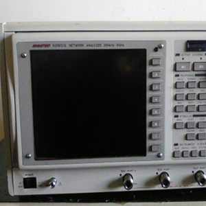 Analyseur de réseau vectoriel Advantest R3752A d'occasion, haute précision, protection IP67, 240/220V - Product Image 4