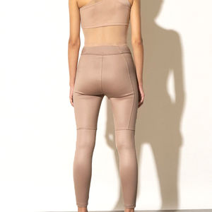 เลกกิ้งสตรีทรงเข้ารูป - Product Image 4