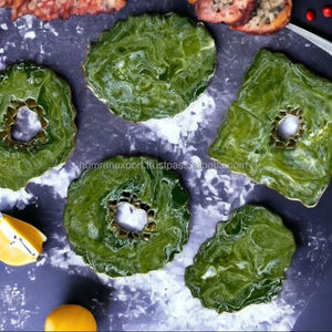 ถาดรองแก้วทำจากเรซินสีชมพูพร้อมขอบเคลือบทองงานฝีมือทำจากเรซิน - Product Image 1