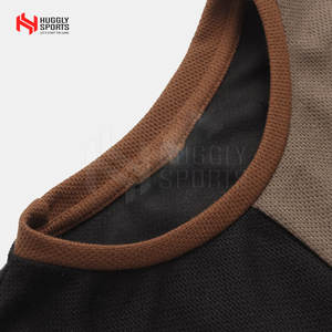 2025 nuevo estilo camisetas para hombres más vendidos transpirable y ligero suave tela de algodón 100% patrón sólido Top - Product Image 3