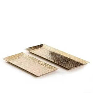 Plato de bandeja para servir con forma rectangular de Metal chapado en oro para servir nueces frutas en fiestas de boda suministros para hoteles - Product Image 1