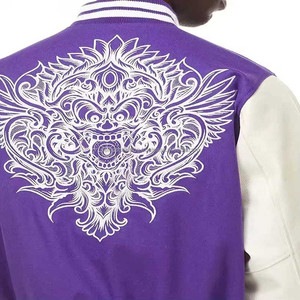 Servicio OEM disponible Chaqueta universitaria de manga larga personalizada de alta calidad para hombre Ropa informal Parches con logotipo Letra teñida lisa - Product Image 4