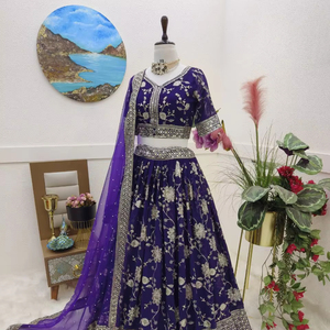 Tenues de mariage Tennecy de haute qualité Designer Lehenga Choli avec Dupatta avec broderie - Product Image 1