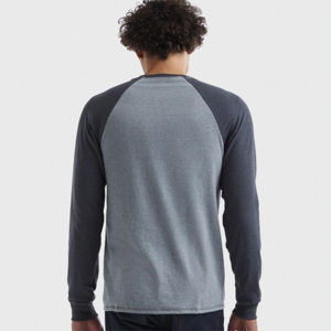 Camiseta de manga larga de estilo informal OEM para hombre, camiseta Premium de 100% algodón con manga completa Ringer Crew - Product Image 4