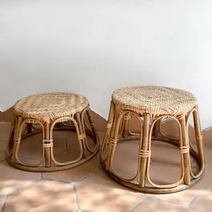 Vietnam'dan geleneksel el yapımı rattan tabure