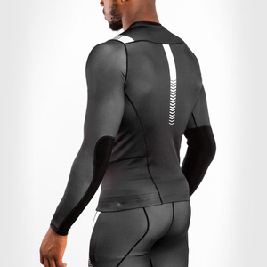 Prix compétitif Conception de qualité supérieure Hommes Rash Guard 2025 Nouvelle Arrivée Vente Chaude Produit Personnalisé Hommes Rash Guard - Product Image 2