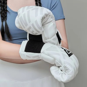 Venta al por mayor de alta calidad 12oz 14oz guantes de boxeo 16oz adulto profesional con cordones ganador de cuero Ceilimg logotipo personalizado guantes de boxeo - Product Image 6