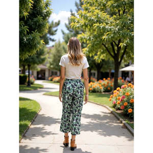 Pijama Evolve para Mujer, Ropa de Dormir Suave de Algodón con Estampado Completo, Bolsillos Laterales, Cintura Ajustable, Tejido ODM - Product Image 3