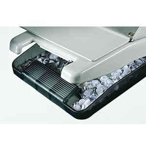 เครื่องเจาะกระดาษแบบสองรู Leitz ขนาด 8x8x8 ซม. ความจุ 25 แผ่น (80 กรัม/ตร.ม.) พร้อมรางหยุด สีเทา - เครื่องเจาะกระดาษโดย Leitz - Product Image 3