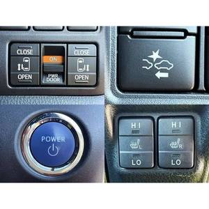 Voxy 2018 Hatchback d'occasion, conduite à droite, traction avant, essence, boîte automatique, sièges en tissu, caméra de recul, châssis ZWR800345444, 60 000 km, 7 places - Product Image 5