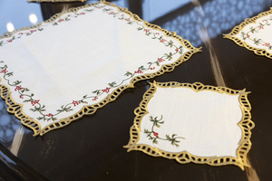 Noël Brodé Table Textile Ensemble 22 Pcs Coureur Cocktail Serviette Dîner Serviette Serviette 100% Polyester Lin Résistant Aux Taches - Product Image 3