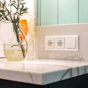เต้ารับไฟฟ้าติดผนัง220V IP22หินสีเงินทันสมัยพร้อมสายดิน ABS พลาสติกทองแดงมาตรฐานอียูสหราชอาณาจักร - Product Image 6