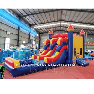 Centro de juegos inflable de PVC de grado comercial, castillo inflable gigante con tobogán combinado para parque de atracciones - Product Image 1