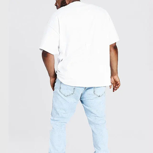 Venta al por mayor de ropa de calle de gran tamaño hombres camiseta personalizada peso pesado recortada boxy fit 100% algodón mencustom más camisetas de tamaño con el logotipo - Product Image 5