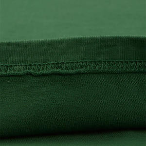 Camiseta para Hombre 'PINE GREEN' de 220 Gramos, Logotipo Personalizado, Calidad Premium, Tejido Grueso, 100% Algodón, Transpirable, Secado Rápido - Product Image 5