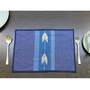 Solid Color 6PCS Heat-Resistant Anti-Skid Stain Washable New Decorative <b>Kitchen</b> Dining <b>Table</b> Mat Luxury Restaurant Wedding - Product Image 1