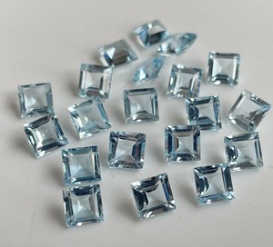 Topacio azul cielo natural cuadrado 5mm corte facetado-corte cuadrado Topacio azul cielo Suelto - Product Image 5