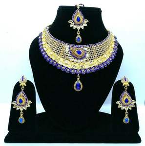Ensemble de bijoux de mariée classique en cuivre royal indien plaqué or zircon, pour femmes, fête de mariage, élégance traditionnelle, finition royale - Product Image 2