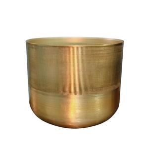 Maceta Decorativa Ecológica para Interiores/Exteriores, Acabado en Latón, Tallada a Mano, Duradera para Jardín - Product Image 3