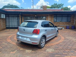 Voiture d'occasion de qualité à prix abordable, Volkswagen Polo Vivo 1.4 Trendline 5 portes, conduite à droite, 2019 - Product Image 5