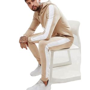 Precio bajo Venta caliente Chándales de secado rápido Nuevo estilo Venta superior Ropa de invierno Diseño de rayas informal Ropa deportiva Chándales de algodón - Product Image 1