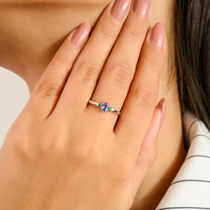 Délicat Minimaliste Bonne Qualité Tanzanite & Tsavorite Dainty Trois Pierre Anneau Simple Style Empilable Bijoux 14K Or Blanc - Product Image 2