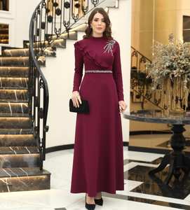 ชุดอาบายะแบบดั้งเดิมสำหรับผู้หญิง แขนยาว ผ้าไหม งานดีไซน์ระดับพรีเมียม ทำมือ ป้องกันรอยยับ แต่งระบายด้านเดียว - Product Image 3