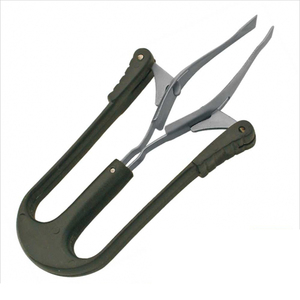 Pinzas para cejas automáticas recubiertas de Color negro, Impresión de logotipo personalizado, pinzas para cejas con punta inclinada, equipos de salón de belleza - Product Image 1