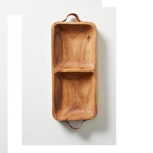 Plateau de service en bois minimaliste moderne avec poignée dorée, disponible en différentes tailles pour servir des collations, des fruits et de nombreux autres articles - Product Image 5