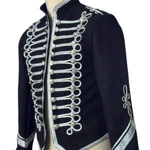 C'est une veste de parade de tambour de l'unité Steampunk Hussar Napoléon, généralement disponible en noir et argent. - Product Image 5