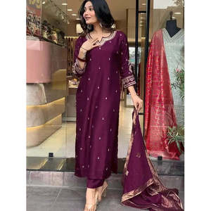 Conjunto de traje de seda para mujer con ropa bordada elegante vino Dupatta - Product Image 1