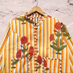 Chaquetas Kantha de seda de algodón Premium indio lujosa moda acolchada para mujer tradicional bordado a mano acolchado - Product Image 1