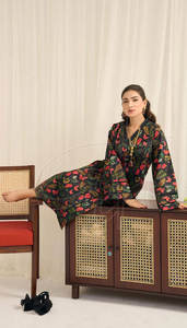 Trajes de Mujer para Calle y Moda, Nuevo Diseño, Venta al por Mayor, Color Personalizado, Formal, de Alta Calidad - Product Image 3