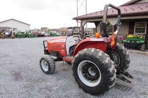 Tracteur Massey Ferguson 1552 60 CV pour l'agriculture et l'élevage avec protection de calandre pour la récolte du grain et du maïs - Product Image 6