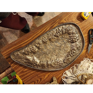 ถาดโลหะเคลือบเงาสีทองสไตล์มินิมอลแบบทันสมัยพร้อมเครื่องประดับคริสตัลสุดสร้างสรรค์เครื่องประดับจากผู้ขายอินเดียถาดทรงสี่เหลี่ยมผืนผ้า - Product Image 6