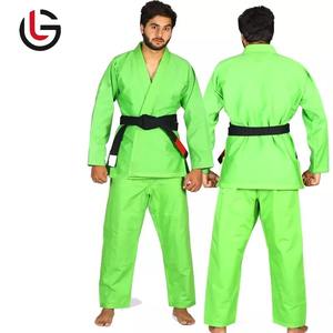 Uniforme d'équipement de Taekwondo d'approvisionnement d'usine de tissus différents vêtements d'art martial uniforme de Taekwondo personnalisé avec la meilleure qualité - Product Image 2