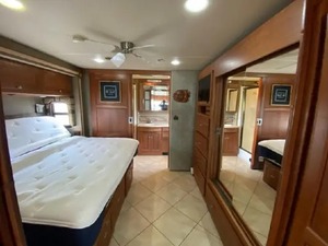 Winnebago A-d-v-e-n-t-u-r-e-r 37F del 2014 usado, listo para vender - Product Image 5