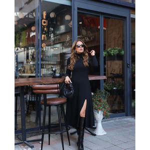 Vestido Modal de Manga Larga con Cuello Alto y Abertura Profunda para Mujer de Jane - Estilo Casual Midi con Corte en A - Product Image 3