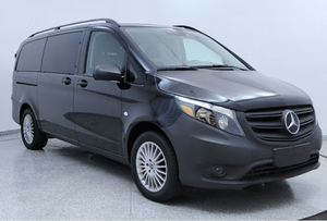 Mercedes-Benz Metris 2023 d'occasion, fourgonnette de transport de passagers, toit standard, empattement de 126 pouces - Product Image 5