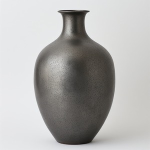 Vase en métal fait main rustique avec texture polie parfaitement adapté au style saisonnier haut de gamme et à la décoration florale élégante de la maison - Product Image 4